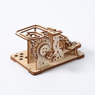 Puzzle a hlavolamy – Hlavolamy