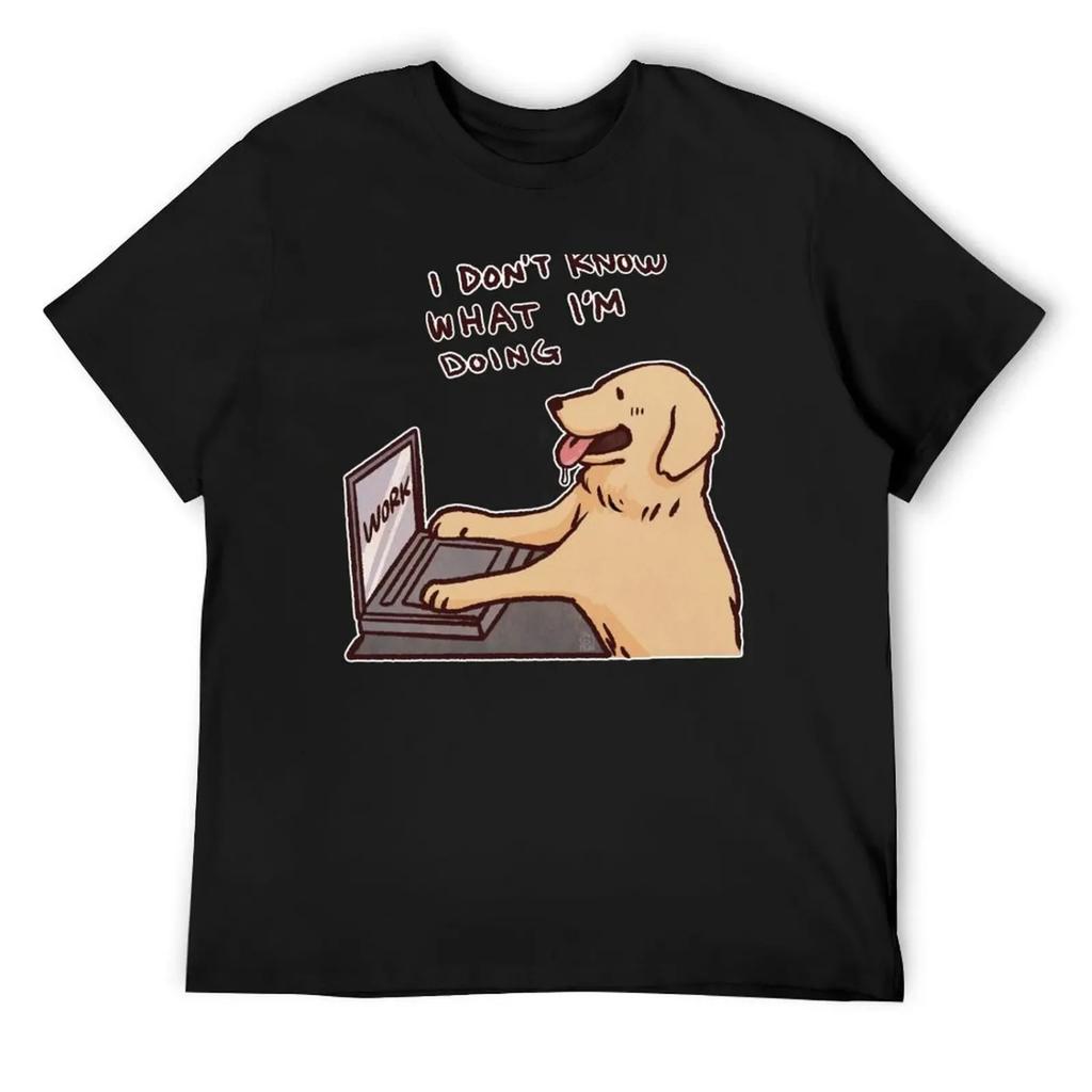 Golden retriever working I don't know what I'm doing Funny golden retriever memes T-Shirt