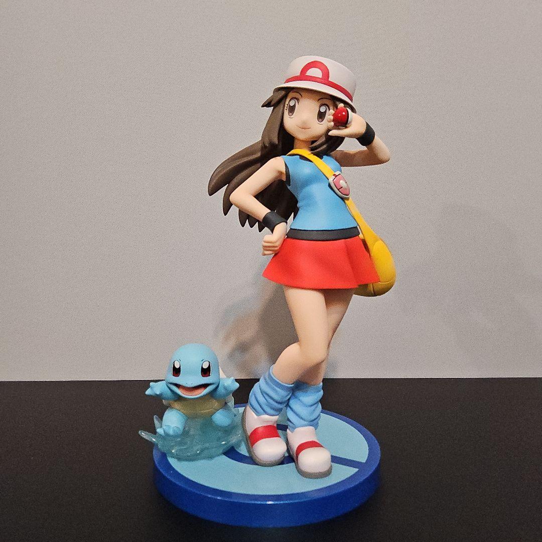 

[USED] Opened Pokemon Figure Leaf with Squirtle