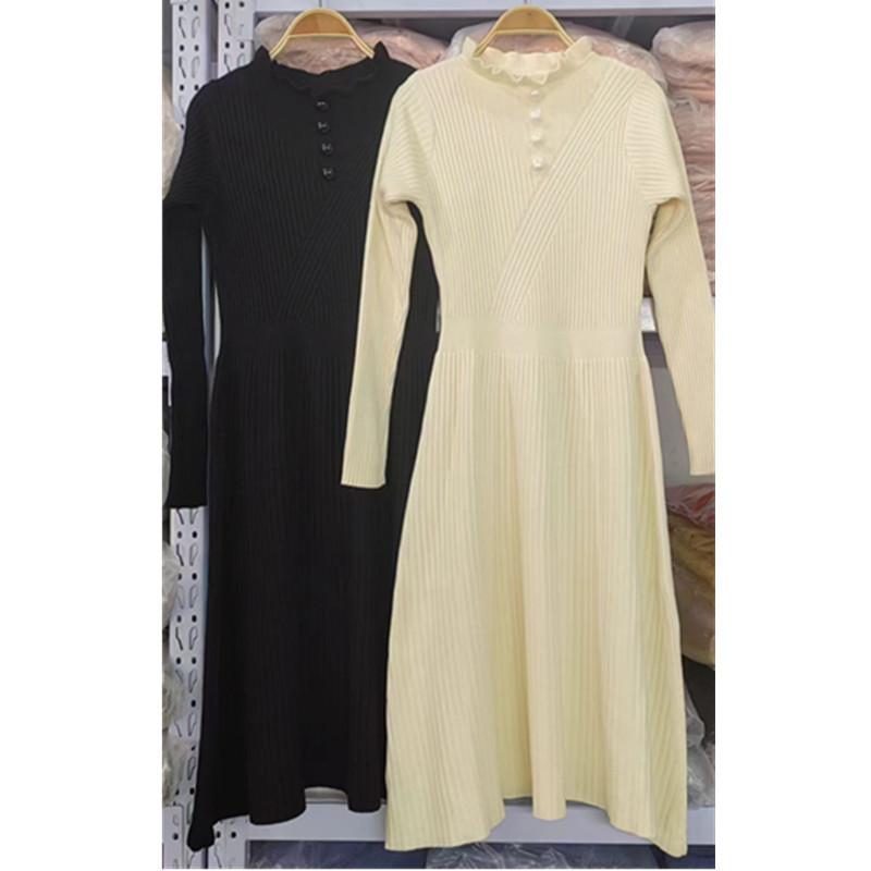 

Однотонное темпераментное платье-миди с полувысоким воротом, длинное базовое вязаное платье на осень и зиму, с пальто, новый тонкий свитер для женщин one size fits all чёрный