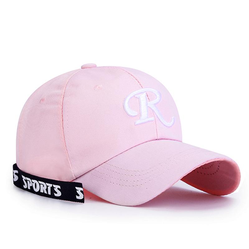 Versiune coreeană a pălăriei noi de primăvară și vară cu panglică cu litere, cupluri tinere, modă stradală, broderie, șapcă de baseball mare cu R