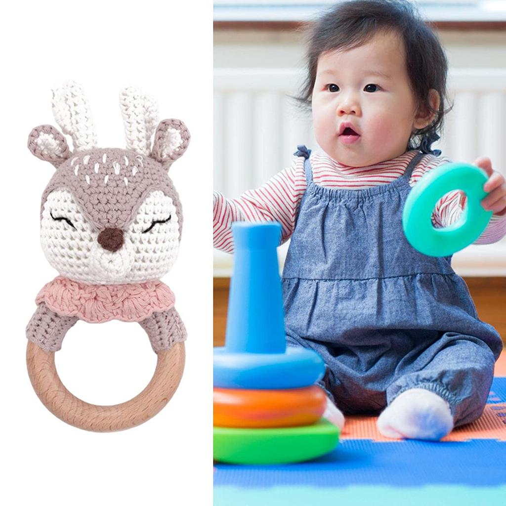 Montessori Babyrassel aus Holz, Lernspielzeug, Feinmotorik-Lern-Geschenk, Baby-Greifspielzeug, gehäkelte Babyrassel, Holzrassel