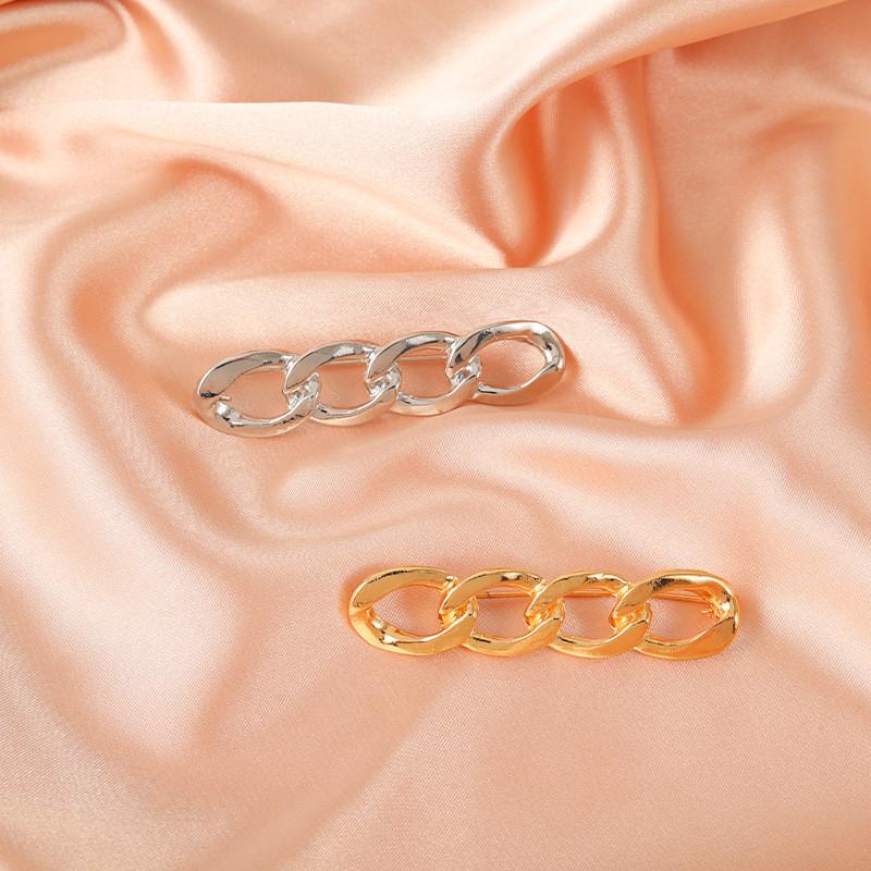 Stylish Geometric Brooch Pin For Both Men And Women With Unique Metallic Design