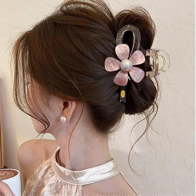 Glossy Flower Hair Claw Clip Strong Grip High Capacity For Daily Use Parties And Pretty Hair Styling