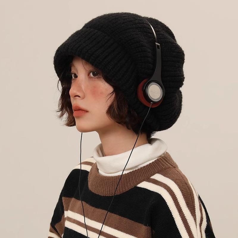 Hat Women's Autumn and Winter Wool Hat Thickened Warm Ear Protector Cold Hat Solid Color Versatile Face Small Knitted Stacking Hat