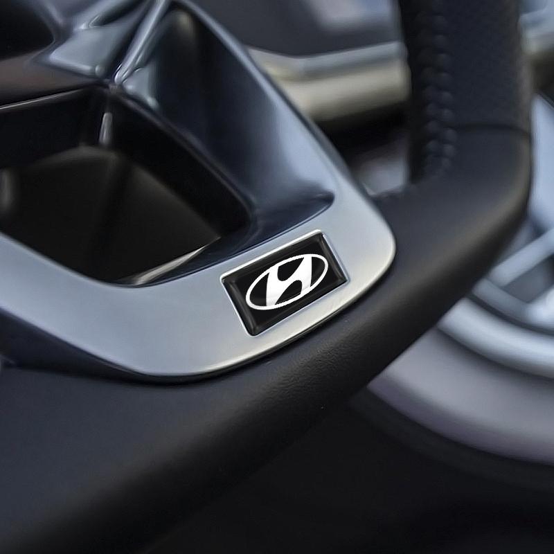 New Carbon Fiber Steering Wheel Car Logo Emblem 3D Stickers For Hyundai Fe Sonata Solaris Azera Creta I30 IX25 IX35