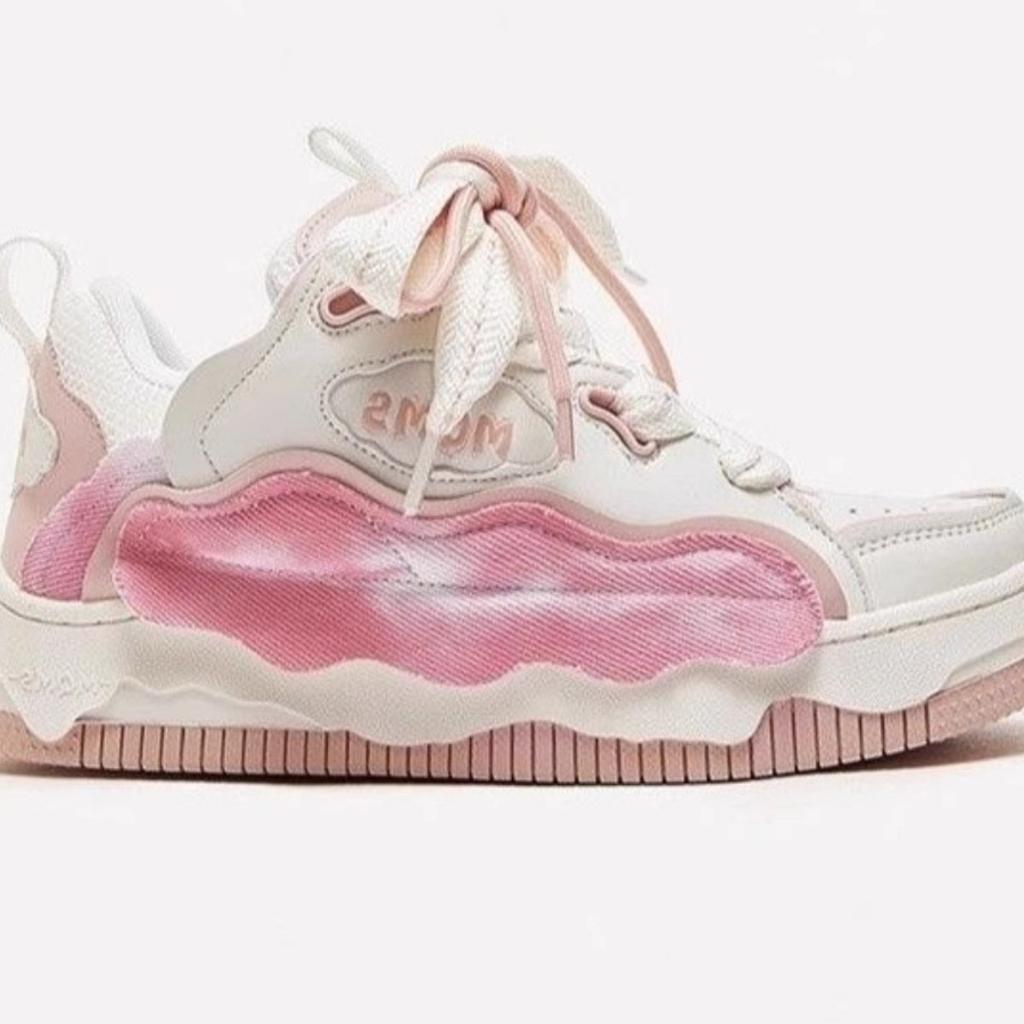 Popular thick-soled dopamine popular little white shoes women's spring 2025 new versatile muffin heightening pink board shoes