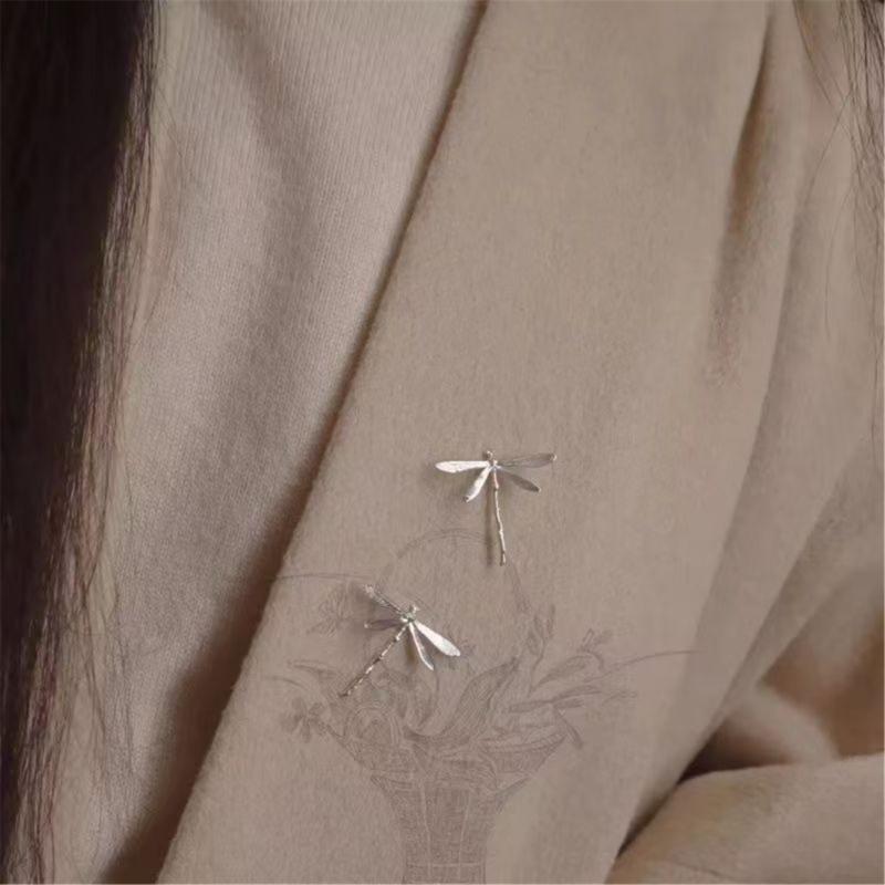 Graceful Dragonflies Brooch For Women Fashion Accessory Alloy Metal Pin For Dress Blouse Jackets Decoration