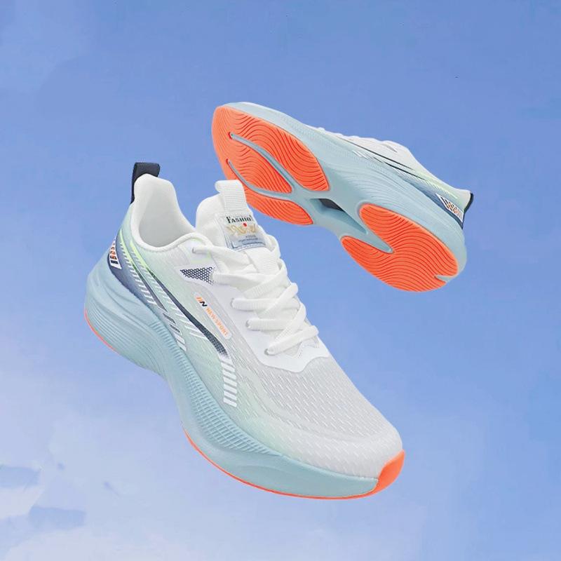 Summer season carbon plate super soft thin running shoes shock absorption training running sports shoes physical test racing sports shoes couple model