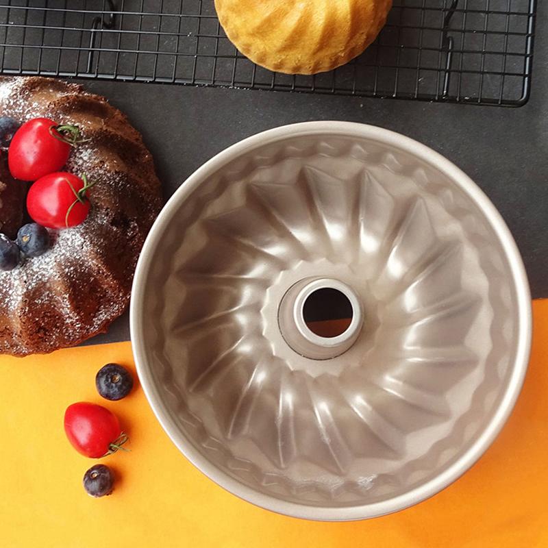 4Inches Silicone Fluted Pans Non-Stick Bundt Pan Baking Molds Bakeware For Round Cake Jello Decorating Mold