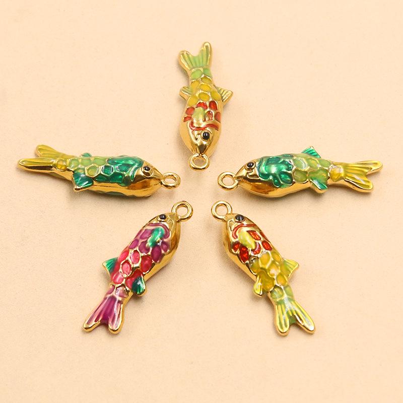 Vintage Fischförmiger Emaillierter Anhänger: 3 Farben, 9x28mm Edelstahl für DIY-Halsketten & Armbänder