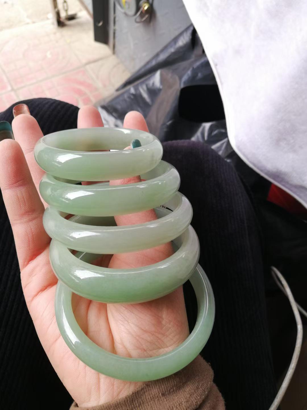 

Шетайцуй Натуральный Нефрит Авантюрин Зеленый Женский Элегантный Браслет 60-61