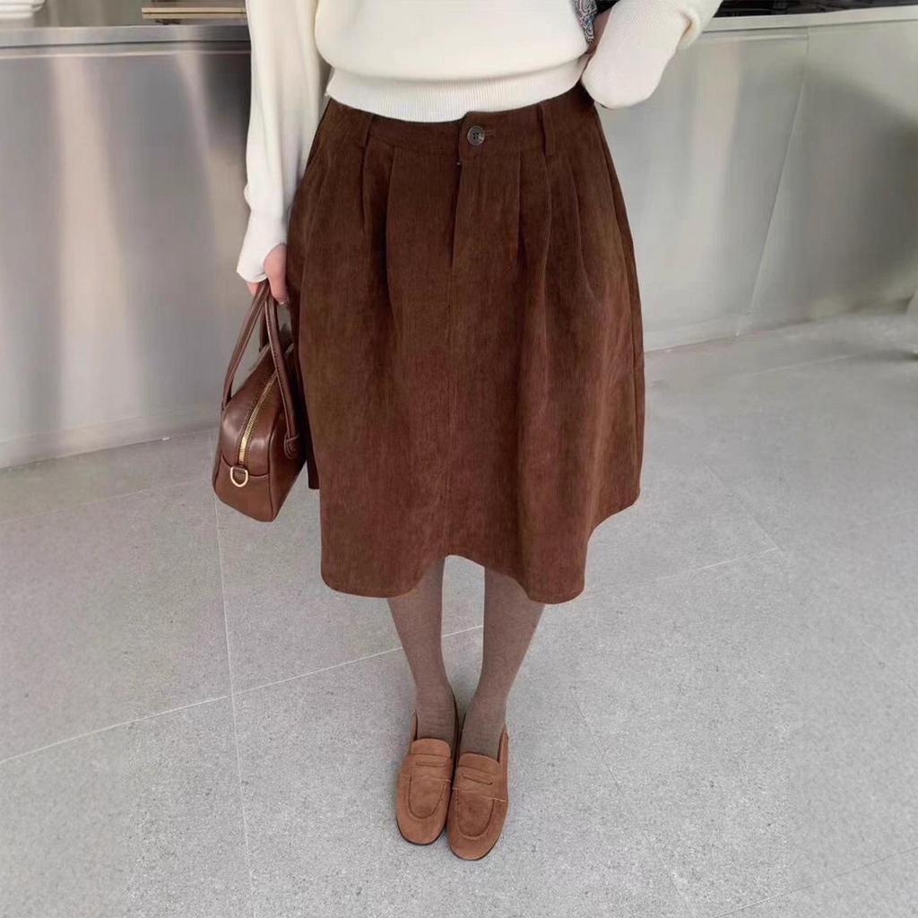 Highly recommended! Elegant A-line corduroy skirt for women, perfect for autumn/winter. Simple and versatile with a high-end aura.