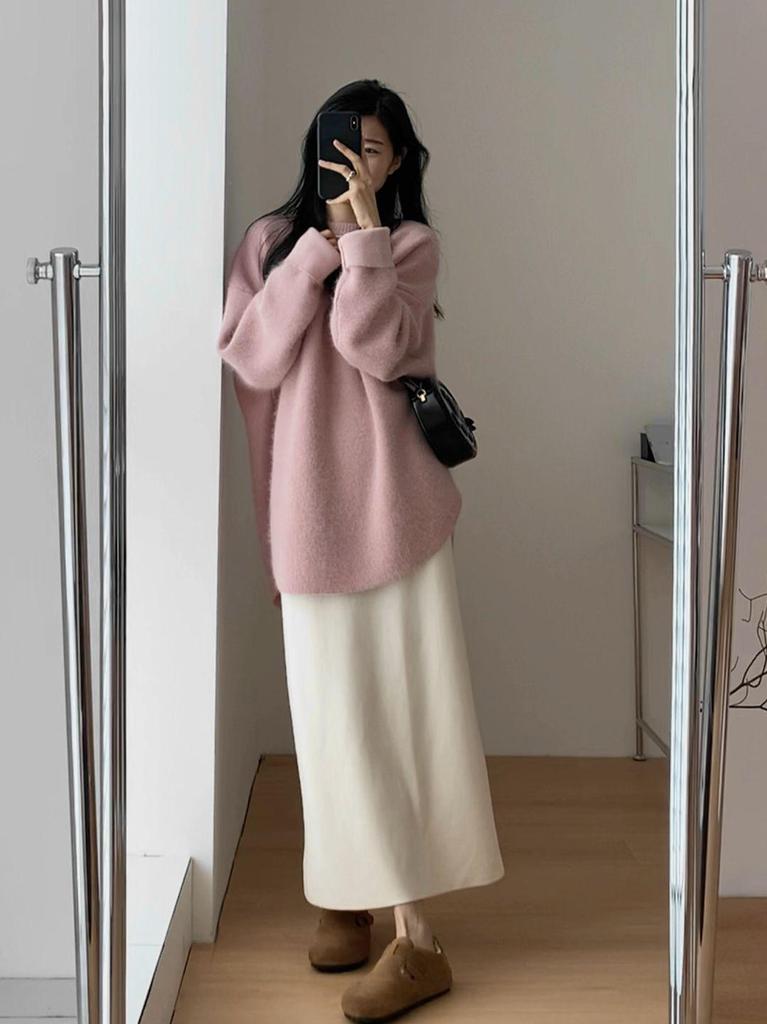 Women's Mid-Length European-Style Raccoon Fur Pullover Sweater for Autumn/Winter 2026 - Japanese Retro Split Knitwear
