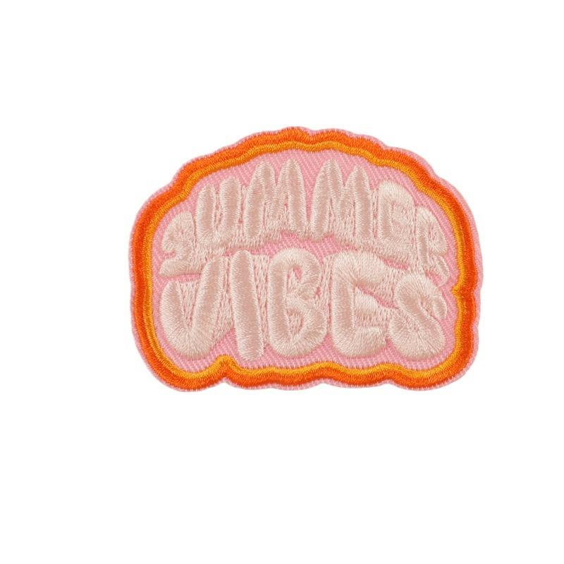 Chenier nakış etiket giyim aksesuarları kelebek İngilizce havlu nakışı nakış etiket ayakkabı ve şapka çanta aksesuarları rozet kumaş etiket