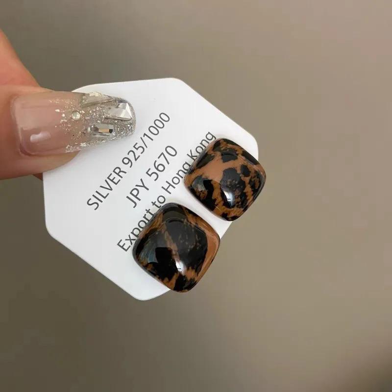 Retro Coffee Geometric Earrings: Women’s Star and Leopard Print Studs with Bright Metal Finish