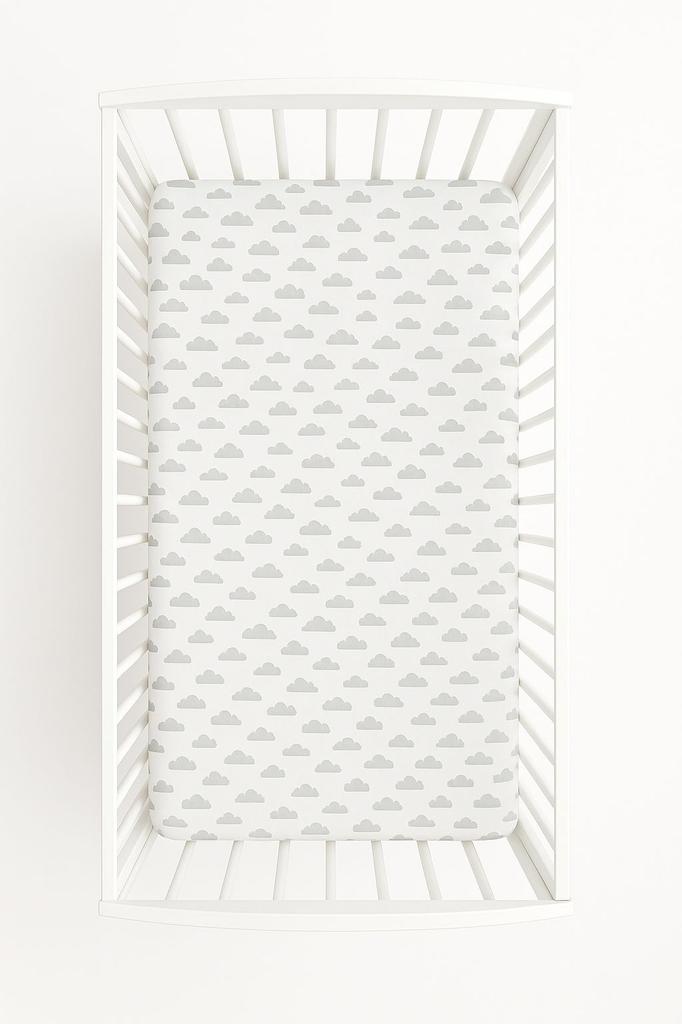 Cotton fitted sheet for a crib 120x60 cm - gray clouds