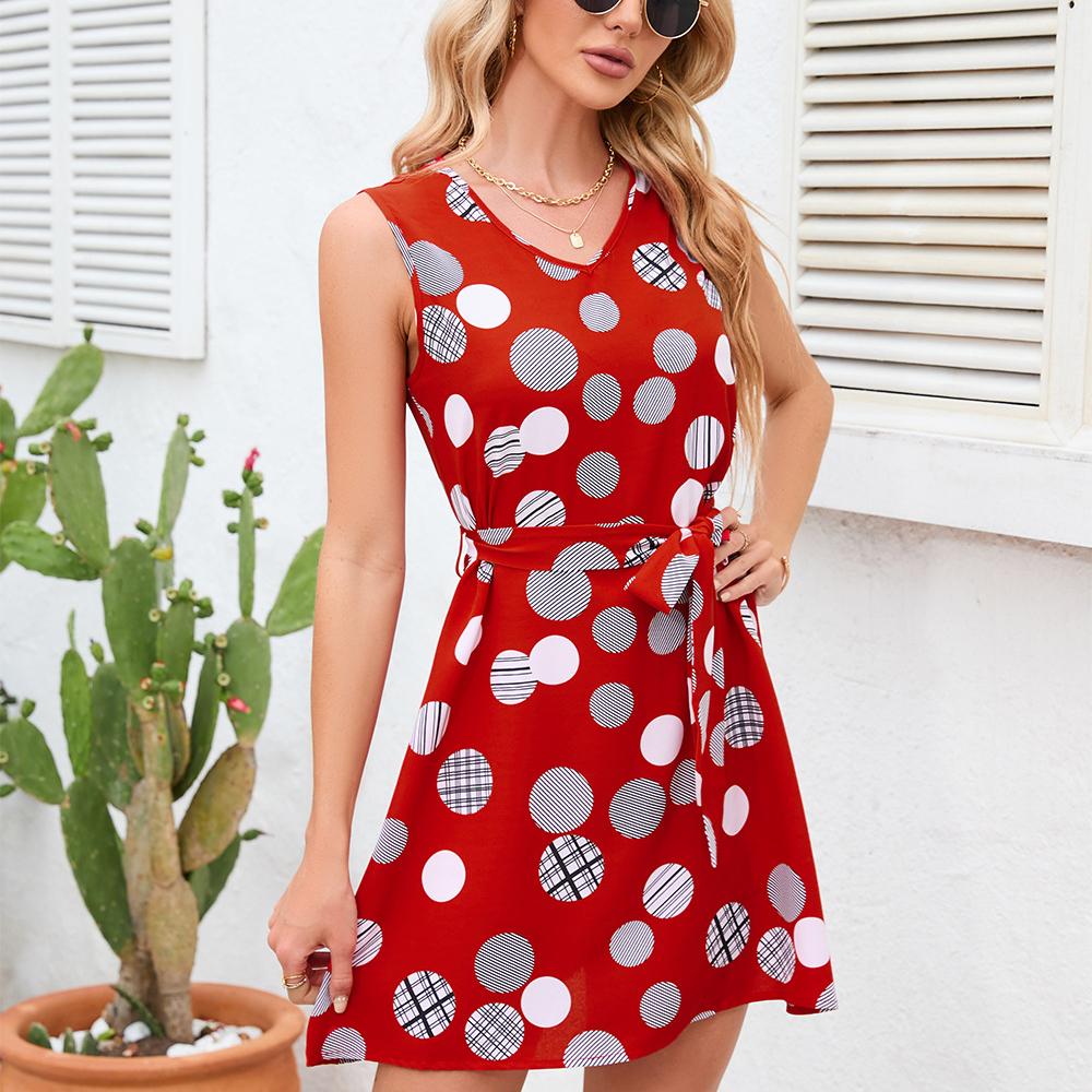 Letnia damska sukienka w stylu retro z falą w kropki, ubrana w talię, uczta damska spódnica