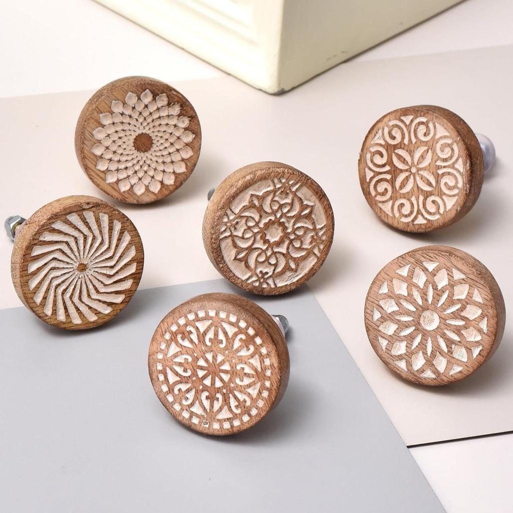 6 Pieces Wooden Cabinet Knobs, Boho Drawer Pulls, Round Floral Knobs for Dresser, Polished Brown