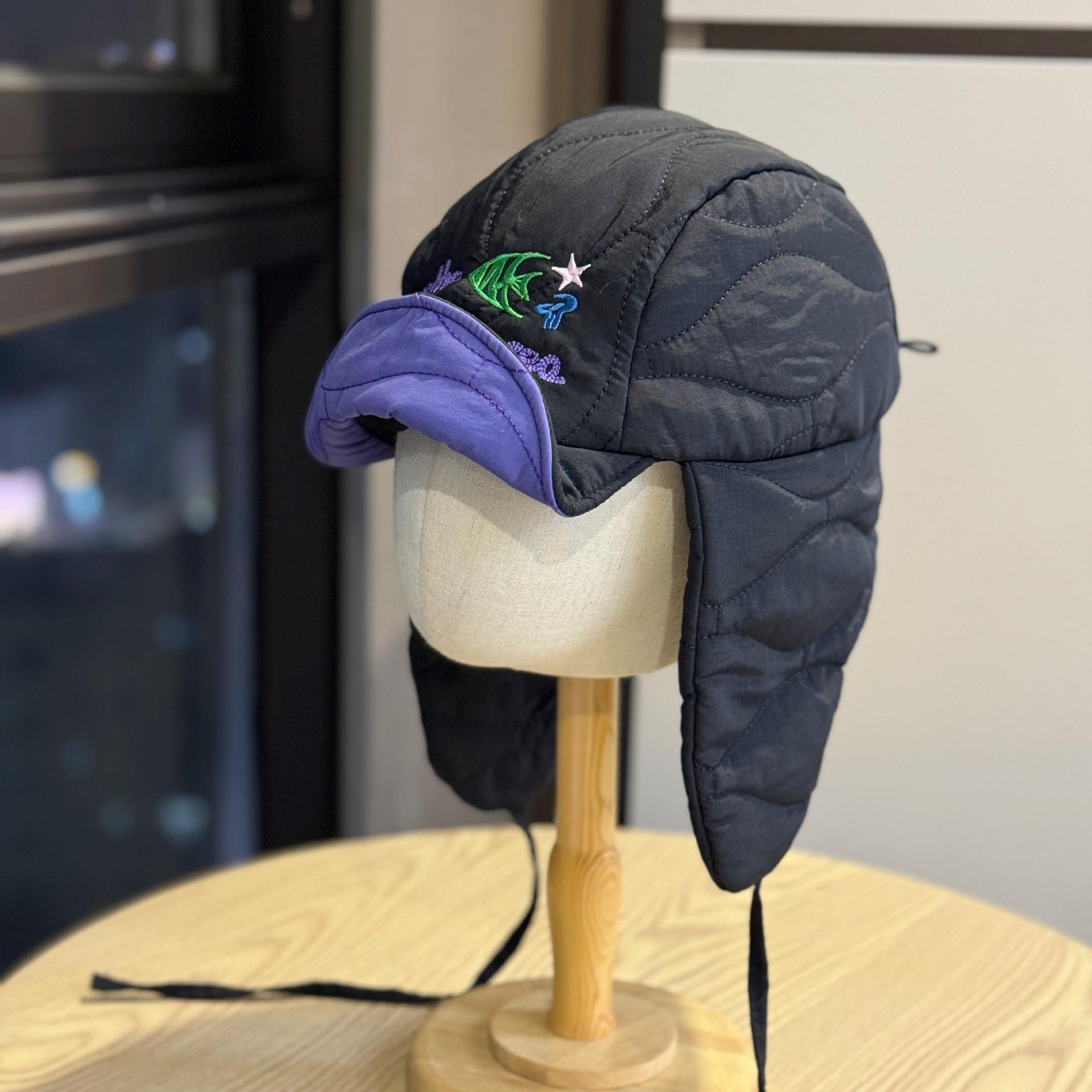 

New winter trendy Lei Feng hat, warm outdoor ski flight hat for women, fleece-lined outdoor Northeast hat with ear protection Adult54-60Average Size чёрный