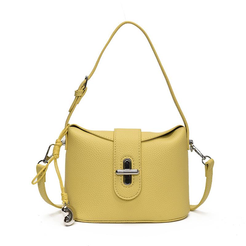 Niche Texture Bag Women's New Hand Carry Handbag Fashionable Simple Casual Underarm Bag Single Shoulder Messenger Bag