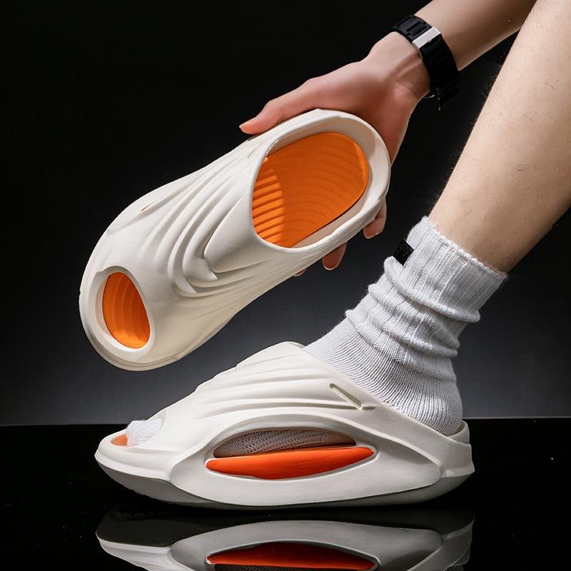 Fashion Men's Slippers 2025 Summer Fashion Anti Slip Outdoor Beach Slippers Indoor Home Bathroom Slippers Platform Casual Men's Shoes