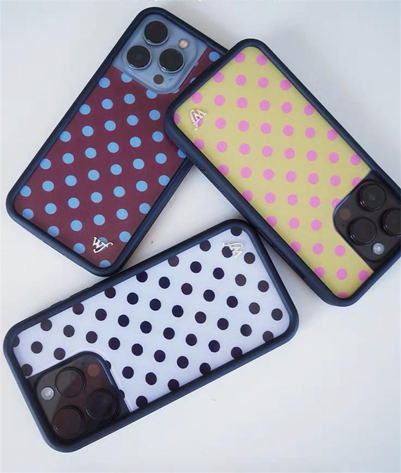 Fashion Wlidflower cute polka dot phone case for iPhone 12 13Pro 14 15plus Spot Dog 16promax 15 14Pro 16 Deer Bear Bottom cover