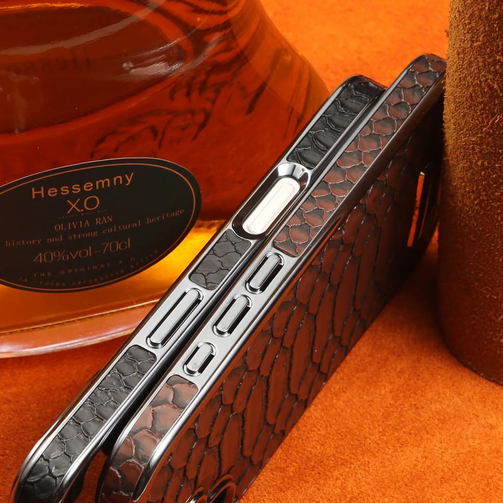 Snakeskin Pattern Leather Case for IPhone 16 Pro Max 17 Air 16 Plus 15 14 13 12 High-end All-inclusive Plating Bumper Hard Cover