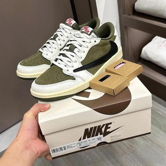 Travis Scott X Air Jordan 1 Low OG ''Medium Olive''  Black Sail Men‘S DM7866-200