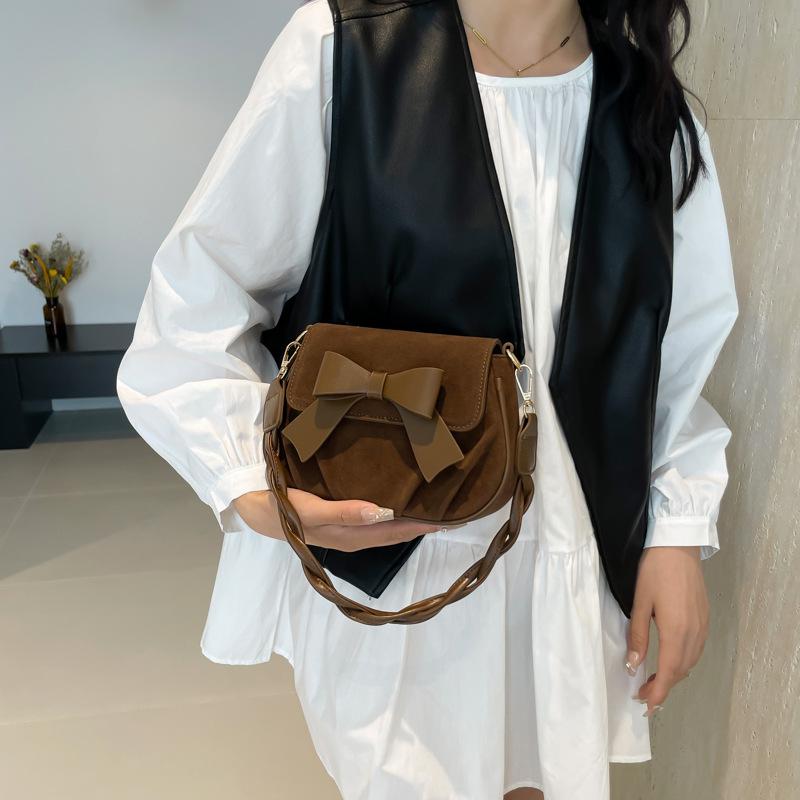 Bow Solid Color Saddle Bag Women's New Autumn and Winter Retro Fashion Casual Simple Twist Shoulder Strap Messenger Bag