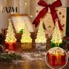 Kleiner Dekorationsbaum für Vitrine Mini LED Leuchtend Kunstkristall Weihnachtsfigur, Beleuchtete Weihnachten Kompakt Feiertagsgeschenk Kinder Tischmittelstück