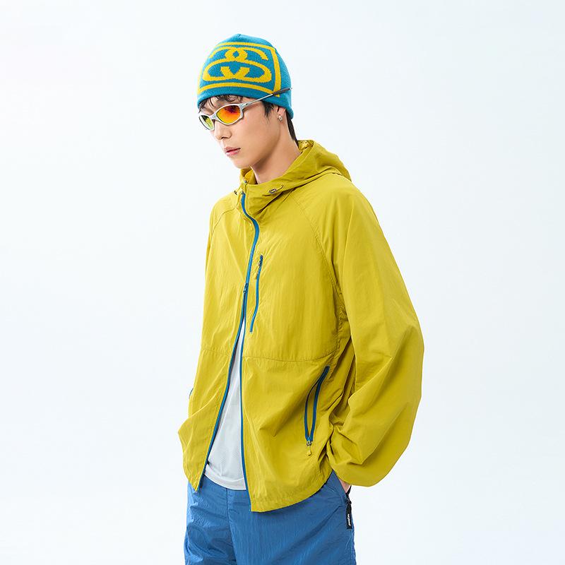 Woodpecker Women's Summer UV-Protective Cycling Jacket: Stylish, Lightweight, and Loose-Fitting.