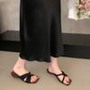 French niche design thick heel cool slippers women's outer wear 2025 summer new square head open toe middle heel sandals