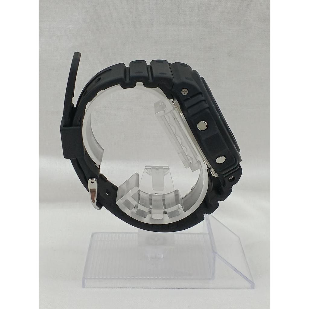 Used CASIO DW-5750UE G-SHOCK