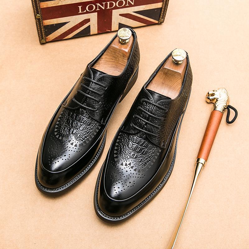 Summer new Brock men's business dress leather shoes crocodile pattern groom wedding shoes British style men's shoes