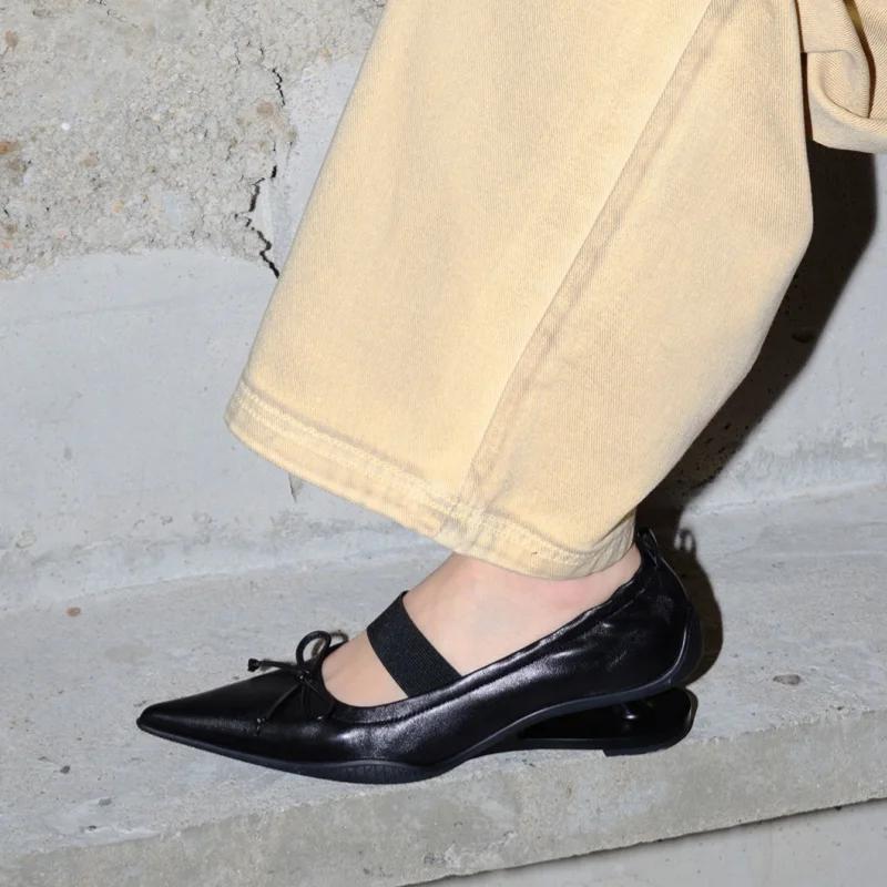 Luxury Designer Strange Heel Modern Single Shoes Women Pointed Toe Butterfly Knot Retro Ballet Shoes All Match Casual Pumps New