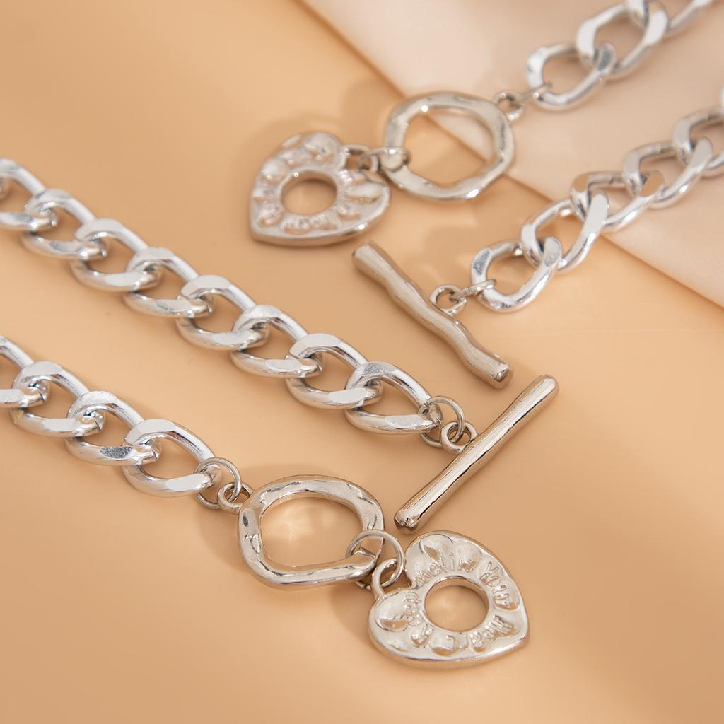 Personalized Punk Lava Hollow Love Pendant Necklace, Simple Metal Ot Buckle Collarbone Chain Necklace