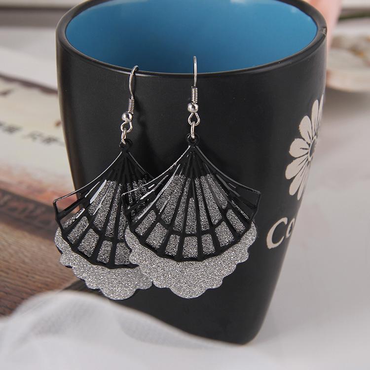Frosted Geometric Leaf Tassel Earrings - Creative Hollow Round Design