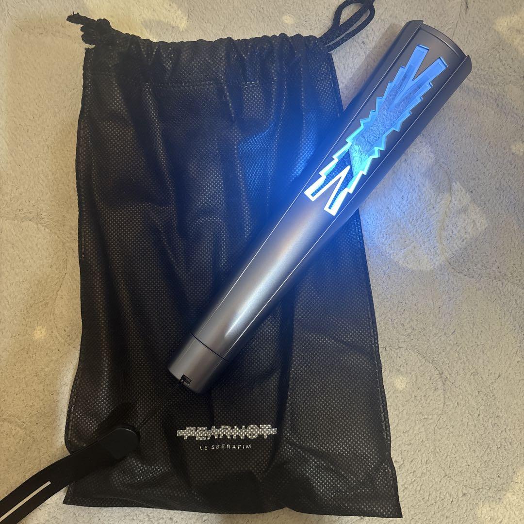 

[USED] LE SSERAFIM Official Penlight