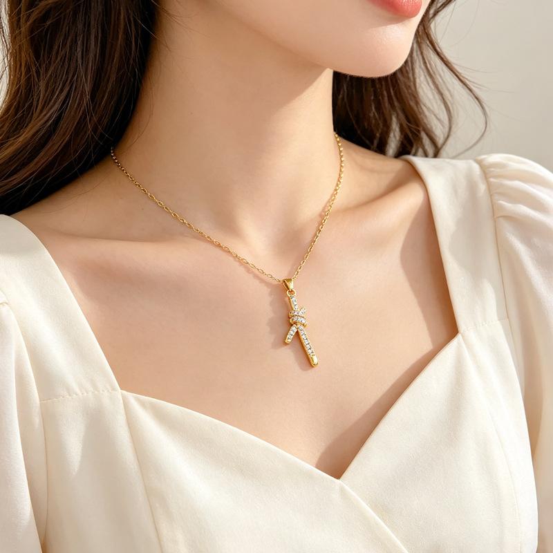 Women s Versatile Collarbone Light Luxury Style Necklace G104