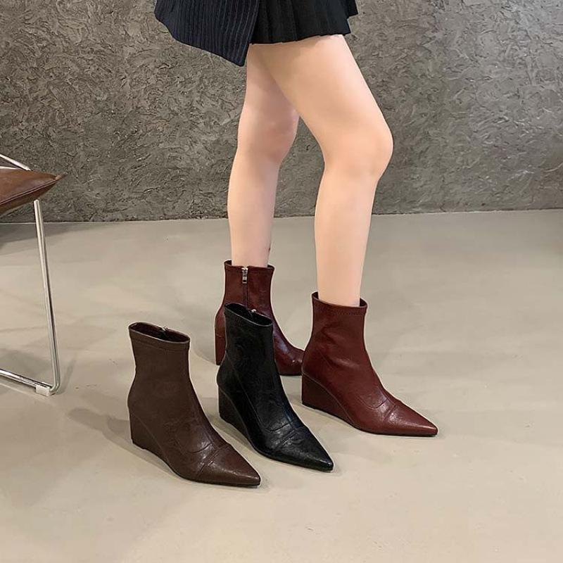 Slope Heel High Heel Short Boots 2025 New Autumn and Winter Pointed Elastic Thin Boots Black Retro Versatile Martin Boots Women