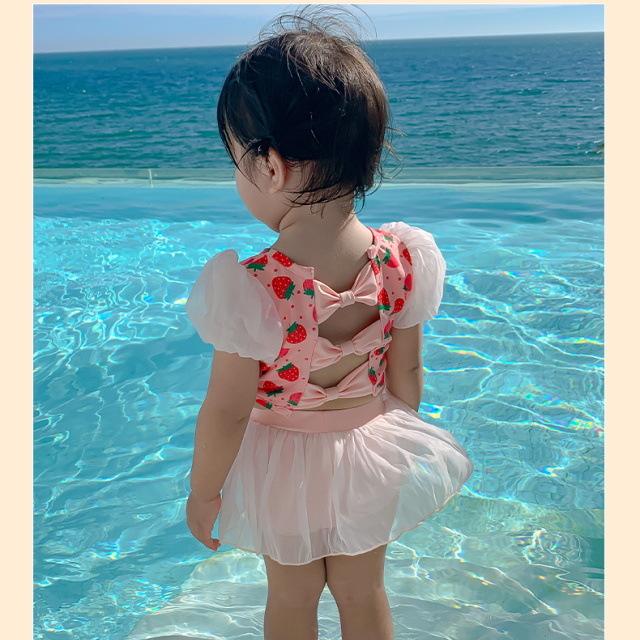 

Комплект купальника принцессы для маленьких девочек: Милый, Быстросохнущий, Защищенный от солнца для лета 100 (Height 90cm)