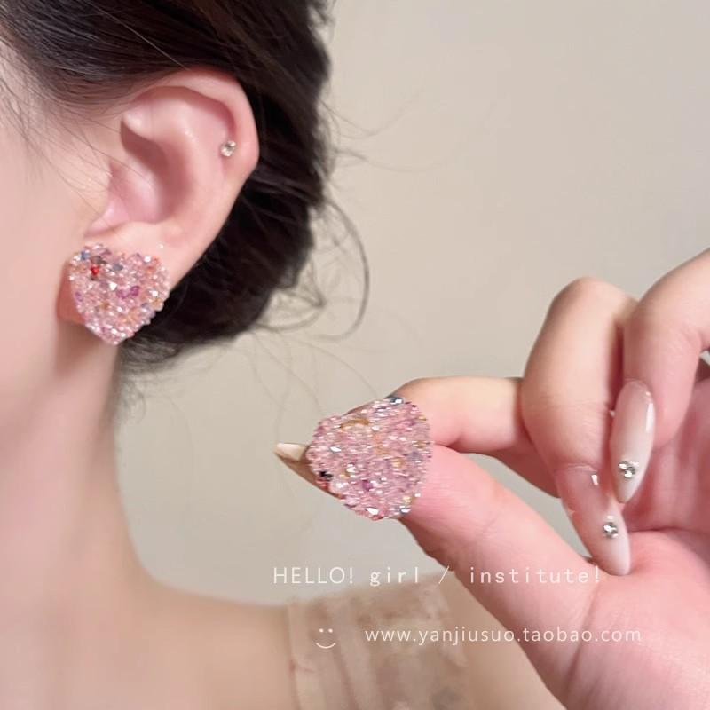 Розовые серьги-пусеты  Любовь к конфетам  женские серьги уникального дизайна простые серьги