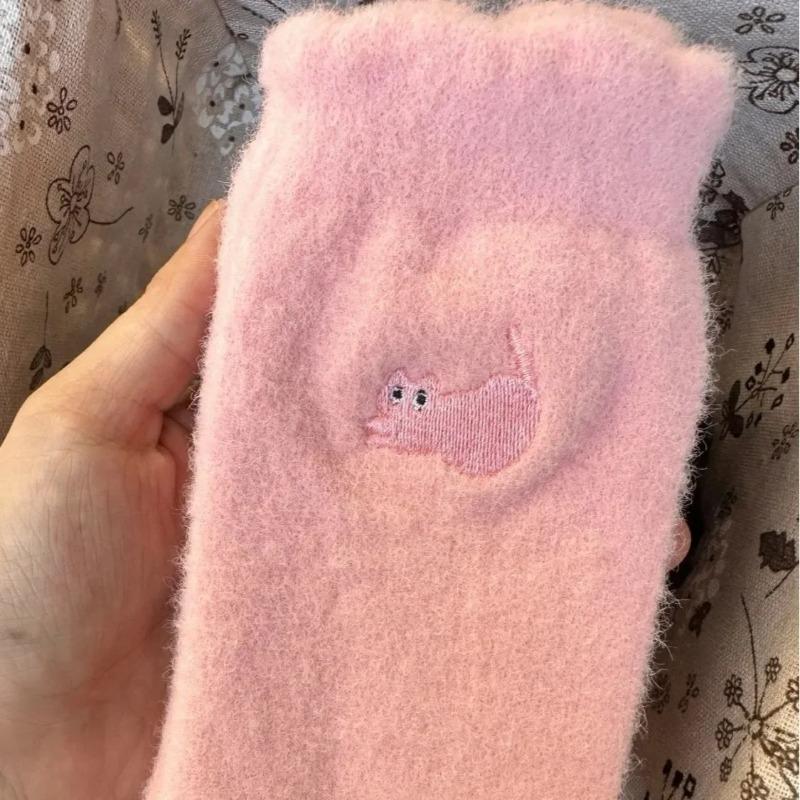 Women Socks Feel Cute Cat Cozy Hairy Mink Velvet Girls Socks Autumn Winter Hosiery Thickened Plush Warm Sleep Home Fluffy Socks