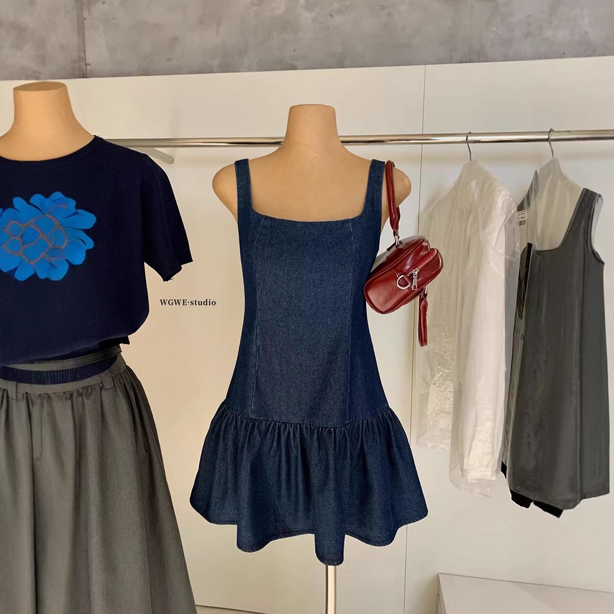 

Retro Sleeveless Slimming Denim Dress - WGWE8741 Spring/Summer Collection Small
