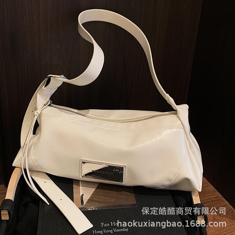Korean Ins Trend Versatile Underarm Bag Female College Students Class Commuter Shoulder Bag 2025 New Niche Fashion