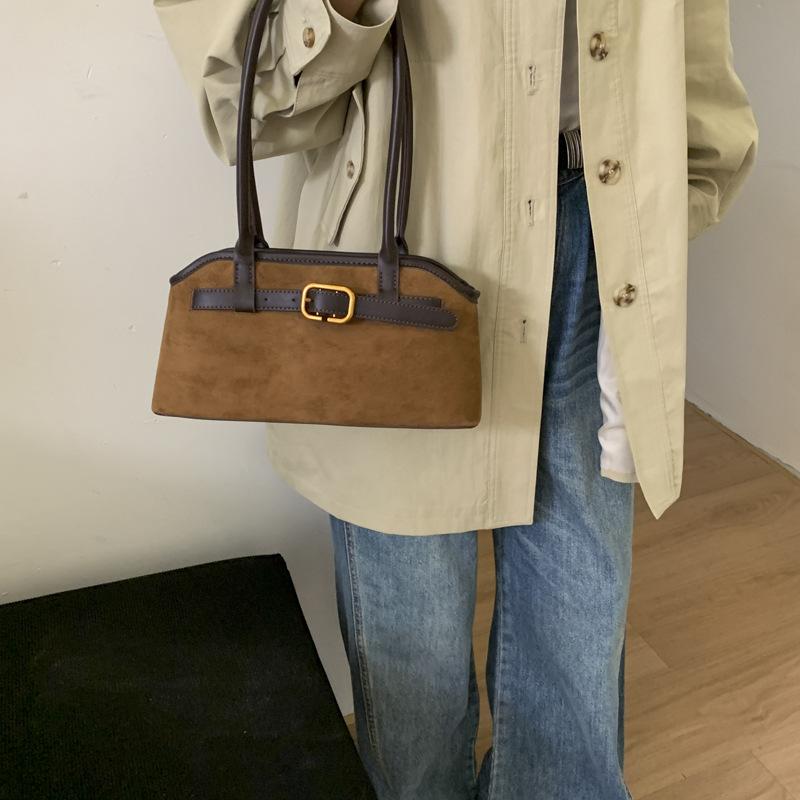 Retro niche suede bag women's 2025 new trendy autumn and winter versatile single shoulder underarm bag leopard print baguette bag