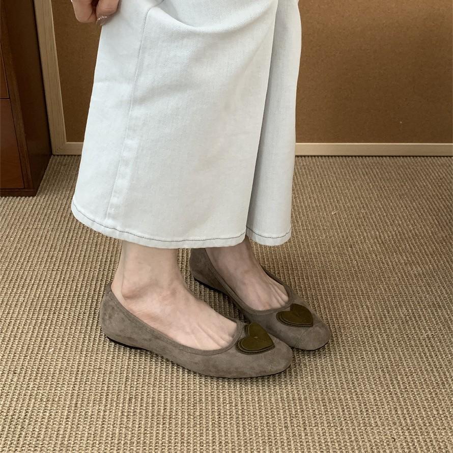 Giant Soft Original Factory No Standard Flat Bottom 2025 New Sheepskin Simple Love Casual Comfort Single Shoes Commuting Versatile Women