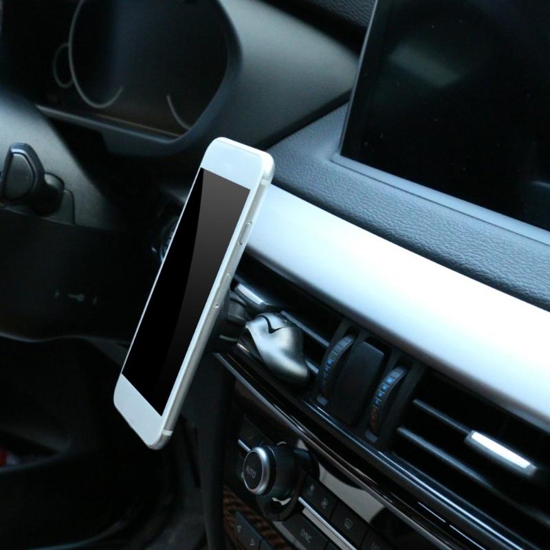 Universal Car CDs Slot Phone Holder With 17mm Ball Head For Stable Mounting And 360 Degree Rotation