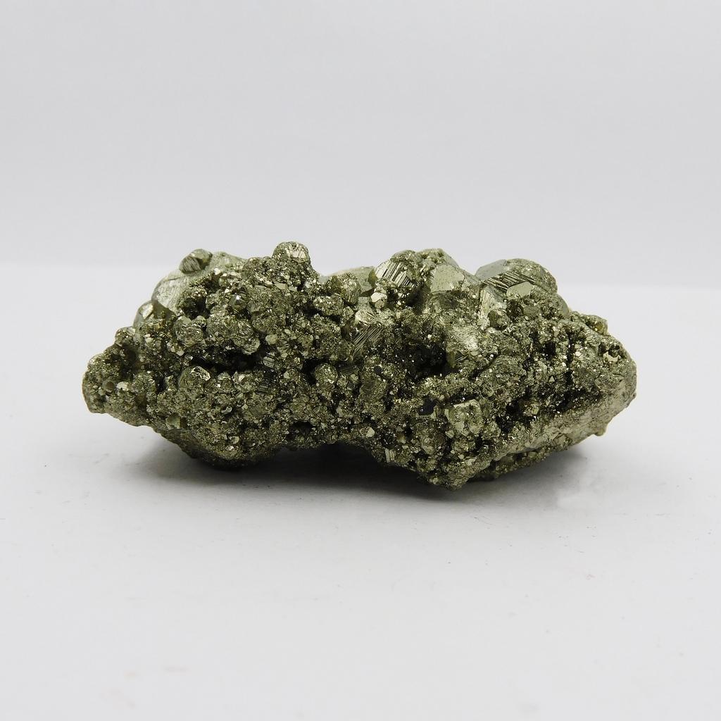 Natural Pyrite Loose Gemstone Cleavage Golden Rough 471.30 Ct Crystal for Gemstone Collections